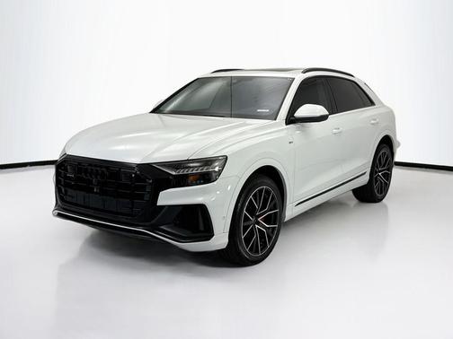 2023 Audi Q8 55 Premium Plus