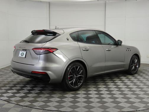 2022 Maserati Levante Modena