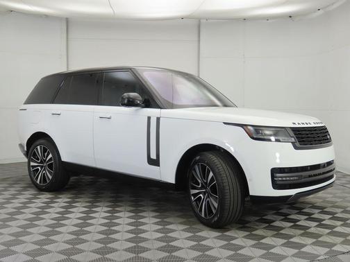 2023 Land Rover Range Rover P530 SE
