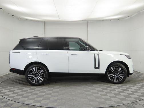 2023 Land Rover Range Rover P530 SE