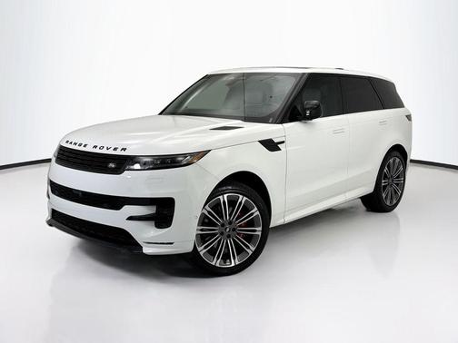 Fuji White 2025 Land Rover Range Rover Sport SE