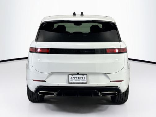 Fuji White 2024 Land Rover Range Rover Sport Dynamic SE