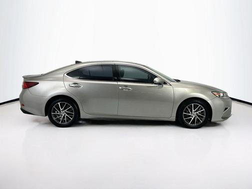 2017 Lexus ES 350 Base