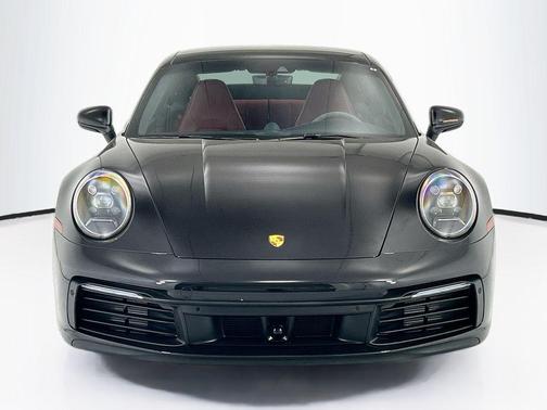 Jet Black Metallic 2020 Porsche 911 Carrera 4