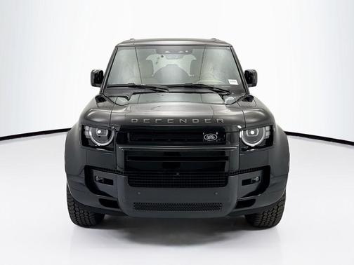 Santorini Black Metallic 2026 Land Rover Defender P400 X-Dynamic SE