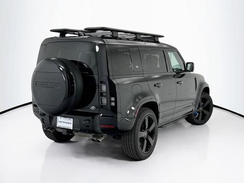 Santorini Black Metallic 2022 Land Rover Defender 110 V8