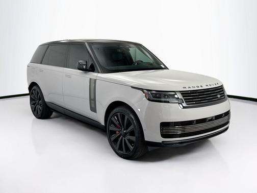 Borasco Grey Metallic 2026 Land Rover Range Rover P615 SV