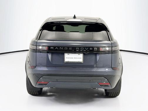 Varesine Blue Metallic 2026 Land Rover Range Rover Velar P250 SE R-Dynamic