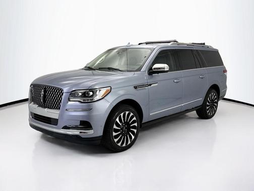 Chroma Crystal Blue Metallic Premium Colorant 2023 Lincoln Navigator Black Label