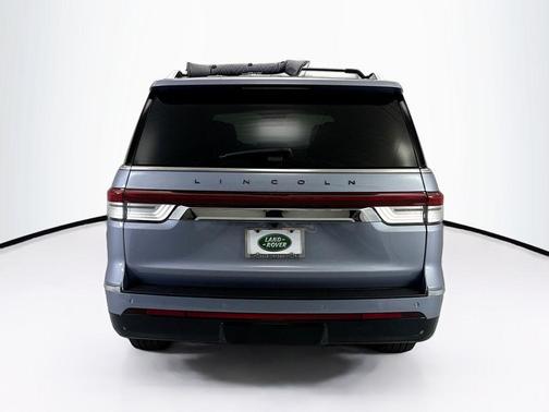 Chroma Crystal Blue Metallic Premium Colorant 2023 Lincoln Navigator Black Label