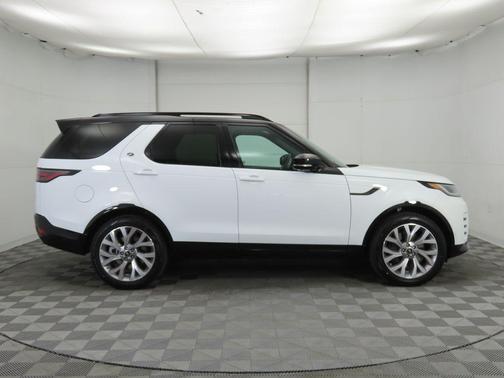 2026 Land Rover Discovery Gemini Edition