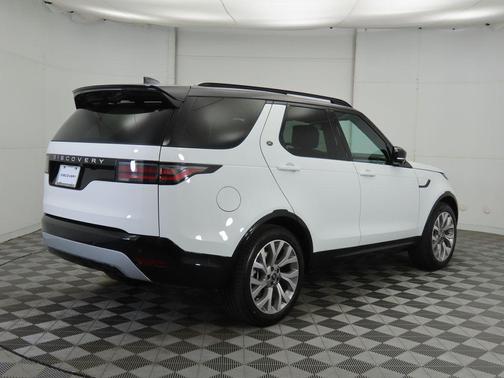 2026 Land Rover Discovery Gemini Edition