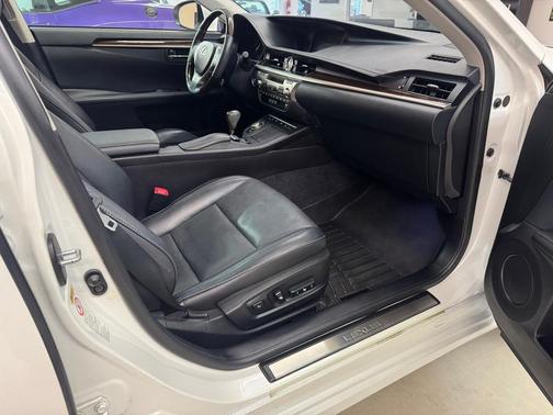 2013 Lexus ES 350 Base