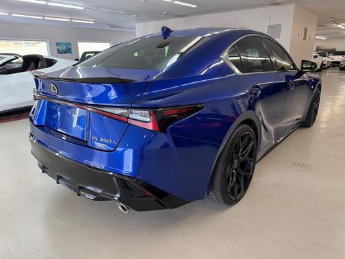 2021 Lexus IS 350 Base