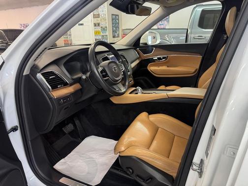 2016 Volvo XC90 Hybrid T8 Inscription