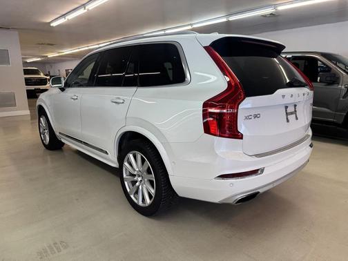 2016 Volvo XC90 Hybrid T8 Inscription
