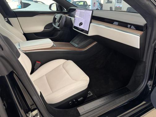 2021 Tesla Model S Long Range