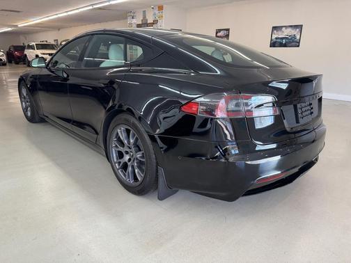 2021 Tesla Model S Long Range