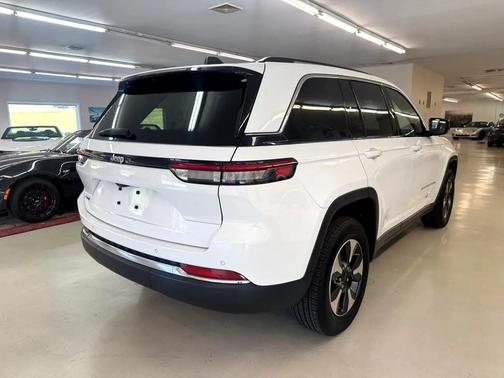 2023 Jeep Grand Cherokee 4xe Base