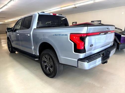 2022 Ford F-150 Lightning LARIAT