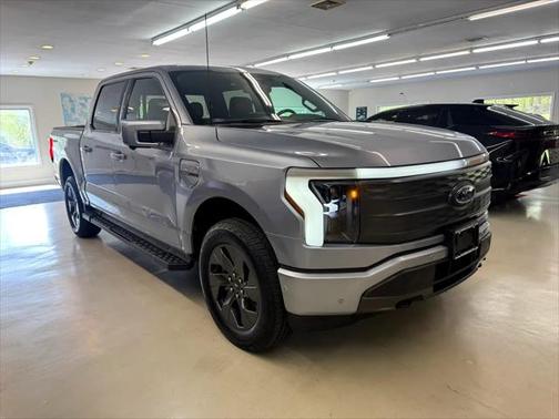 2022 Ford F-150 Lightning LARIAT