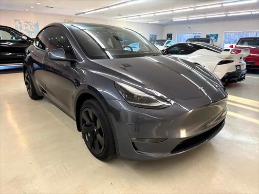 2023 Tesla Model Y Long Range Dual Motor All-Wheel Drive