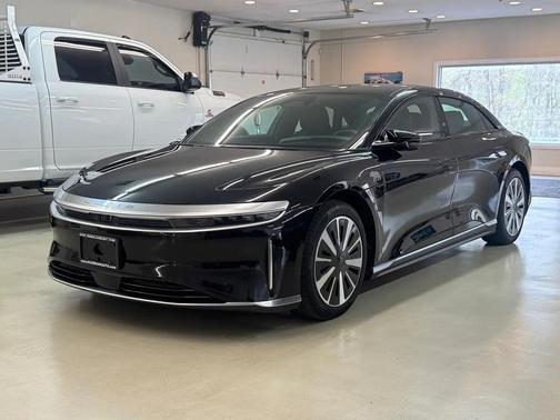Infinite Black Metallic 2023 Lucid Air Touring