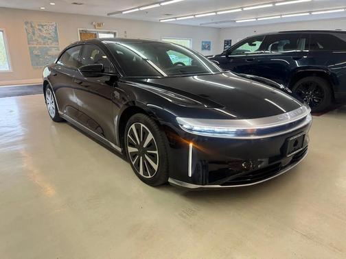 Infinite Black Metallic 2023 Lucid Air Touring