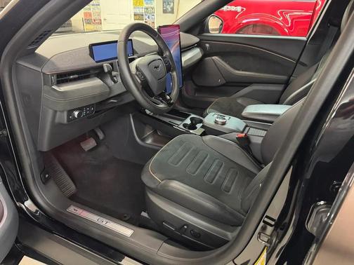 2022 Ford Mustang Mach-E GT