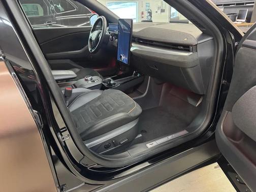 2022 Ford Mustang Mach-E GT