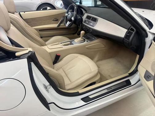 2004 BMW Z4 2.5i Roadster