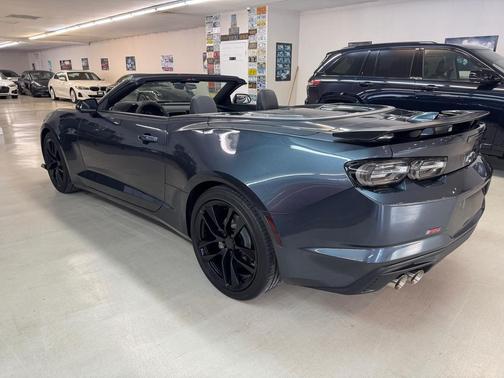2023 Chevrolet Camaro RWD Convertible LT1