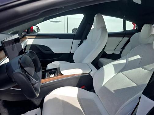 2022 Tesla Model S Long Range