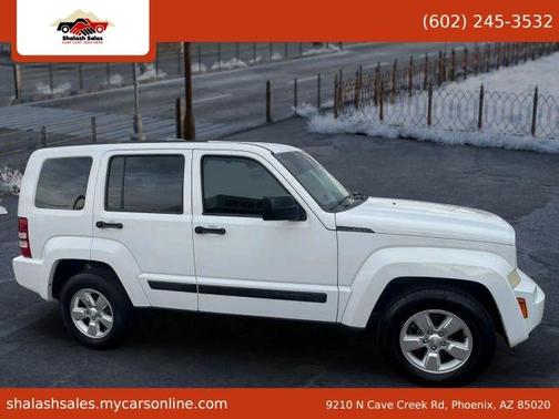White 2012 Jeep Liberty Sport
