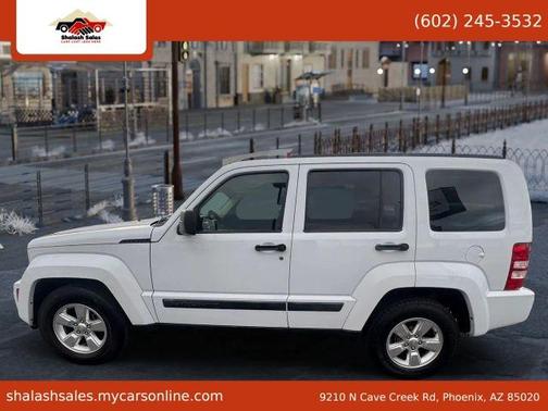 White 2012 Jeep Liberty Sport