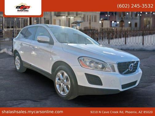 Ice White 2011 Volvo XC60 3.2