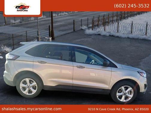 Gold 2017 Ford Edge SE