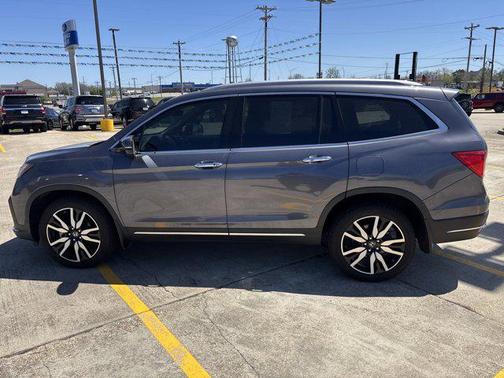 2021 Honda Pilot Touring 8-Passenger