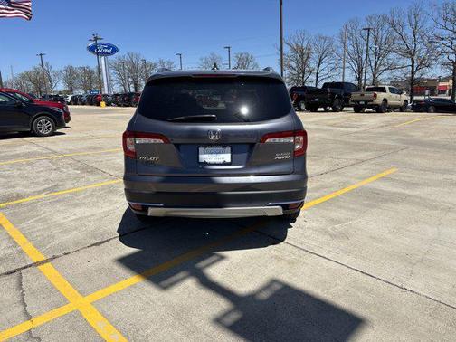 2021 Honda Pilot Touring 8-Passenger