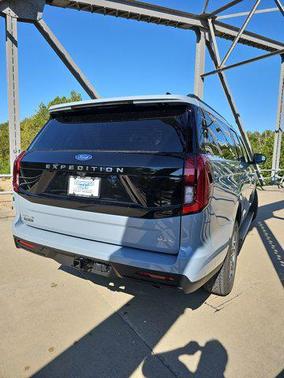 2025 Ford Expedition Max Active 4x4