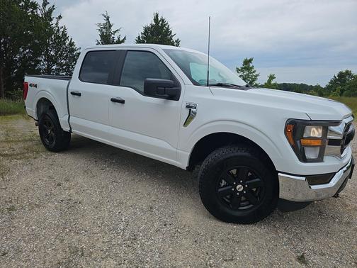 Oxford White 2023 Ford F-150 XLT