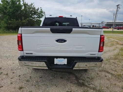 Oxford White 2023 Ford F-150 XLT