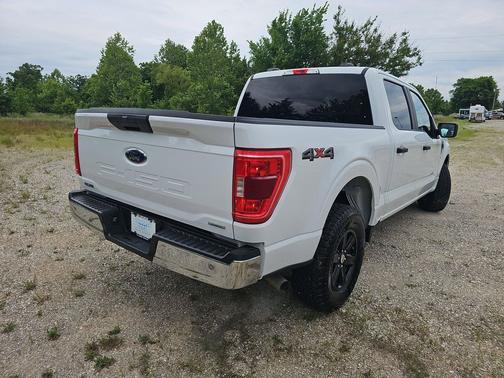 Oxford White 2023 Ford F-150 XLT