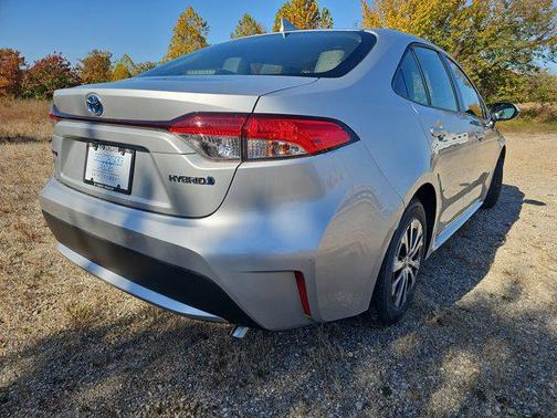 2020 Toyota Corolla Hybrid LE