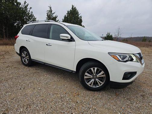 2019 Nissan Pathfinder SL