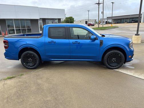 2025 Ford Maverick Lobo Standard