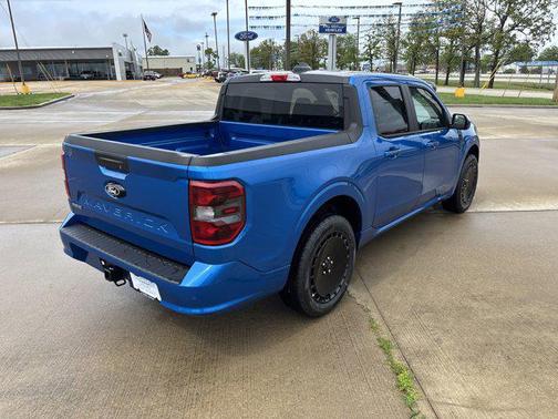 2025 Ford Maverick Lobo Standard