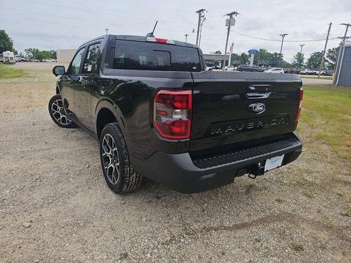 Space White Metallic 2026 Ford Maverick Lariat