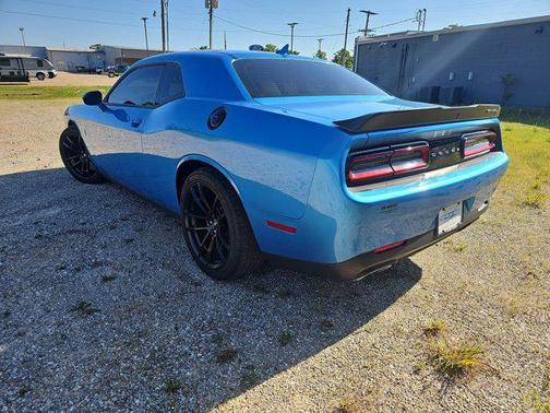 B5 Blue Pearlcoat 2023 Dodge Challenger R/T Scat Pack
