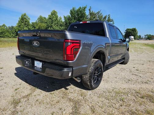 Carbonized Gray Metallic 2026 Ford F-150 Lariat